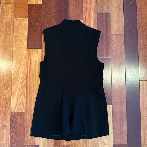 Laundry | Women’s lined classic black sleeveless blazer size 6 - Picture 3 of 4